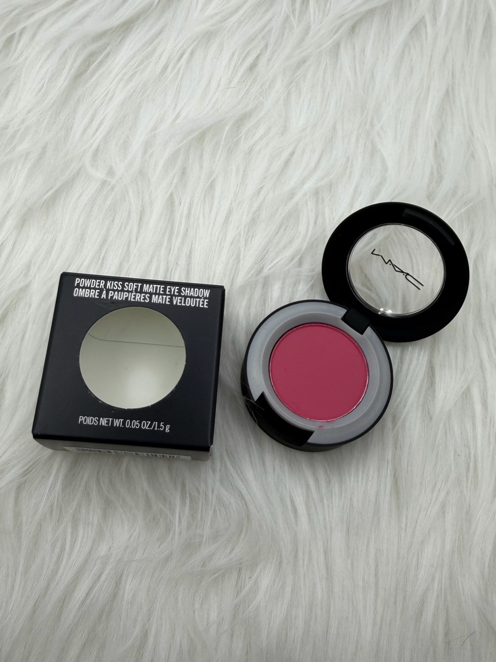 MAC Cosmetics Powder Kiss Soft Matte Eye Shadow - Fall in Love
